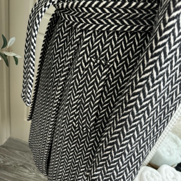 Express coat black and white - Picture 4 of 8